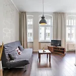 Neustadt Apartament *