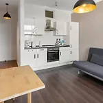 Neustadt Apartament *